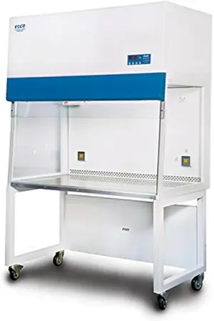 Esco Micro Laminar Flow Clean Bench AVC-4D2