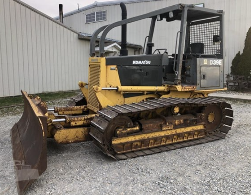 Komatsu Bulldozer D39E-1