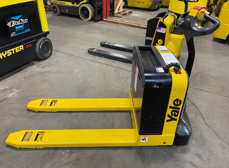 Hyster-Yale Electric Pallet Truck MPB040-EN24T2748