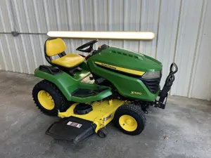 John Deere Lawn and Garden Tractor X580