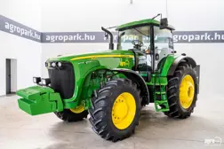 John Deere Tractor 8120
