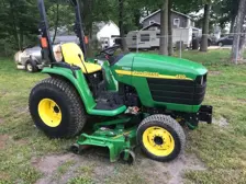 John Deere Compact Utility Tractor 4210