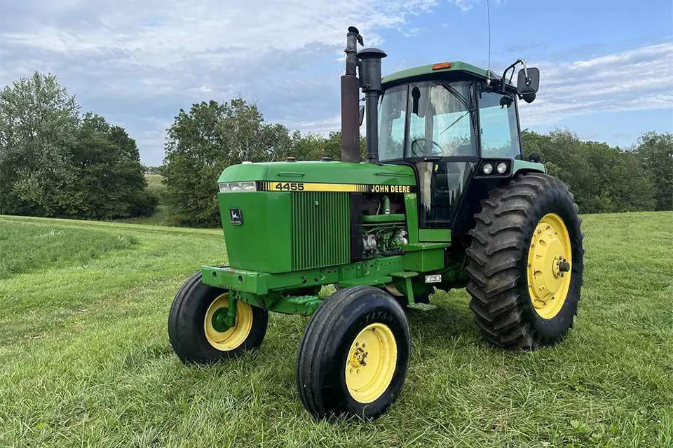 John Deere Tractor 4455