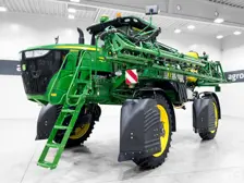 John Deere Combines S760