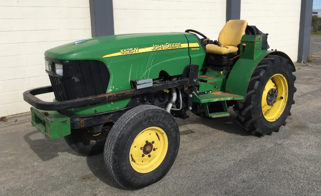 John Deere Tractor 5525N