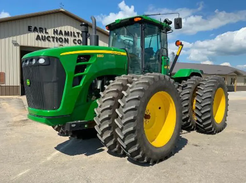 John Deere Tractor 9330