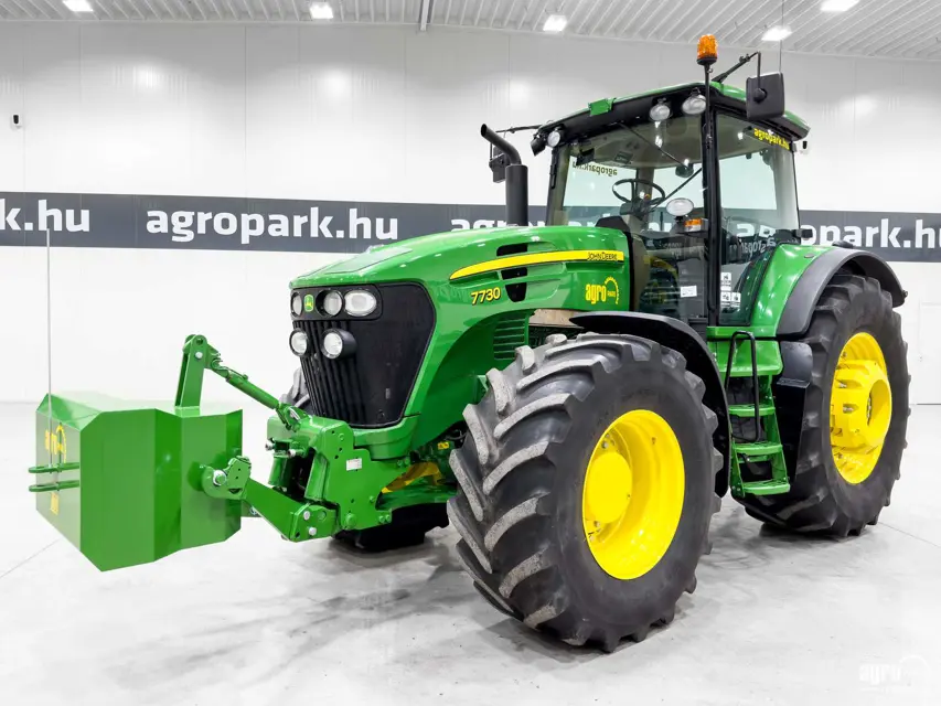 John Deere Tractor 7730