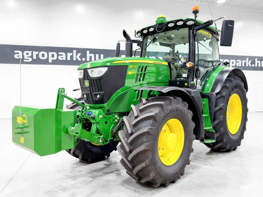 John Deere Row-Crop Tractor 6215R