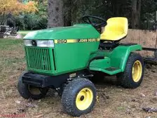 John Deere Tractor 260