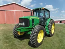 John Deere Tractor 7230