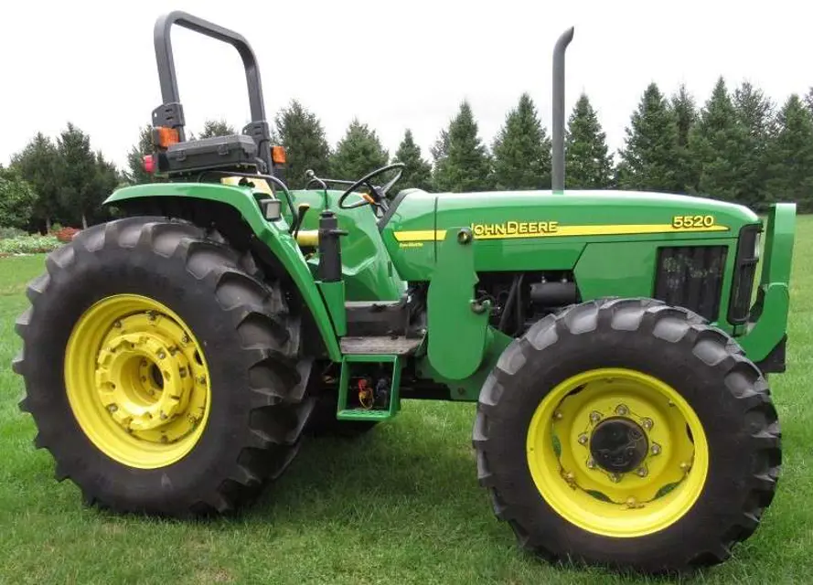 John Deere Tractor 5520