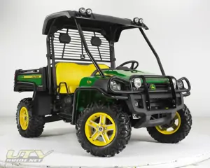 John Deere GatorTM Utility Vehicle 825I