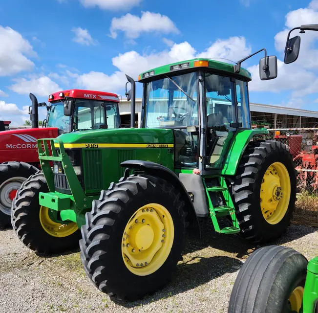 John Deere Row-Crop Tractor 7410
