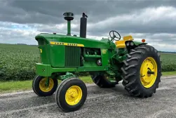 John Deere Tractor 4010