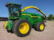 John Deere Self-Propelled Forage Harvester 7980
