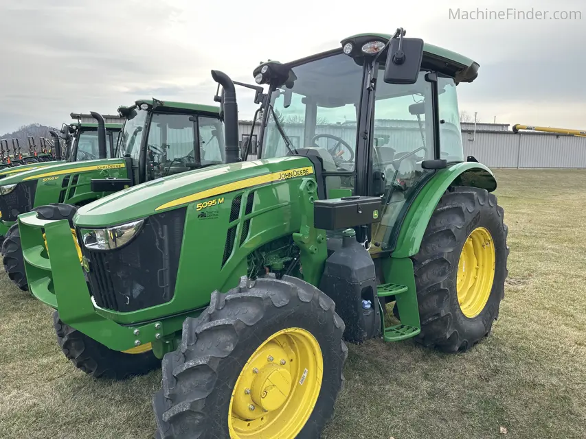 John Deere Tractor 5095M