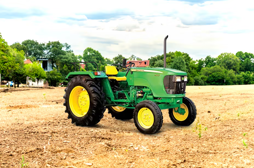 John Deere Tractor 5105