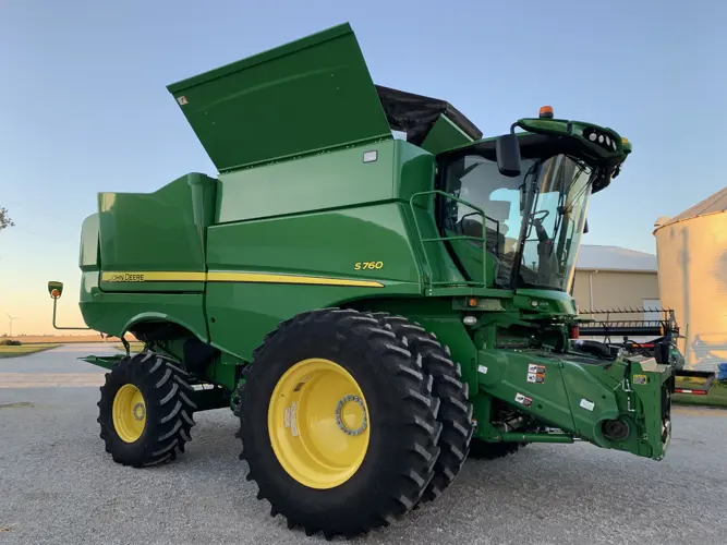 John Deere Sprayer R4030