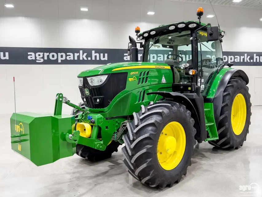 John Deere Tractor 6150R