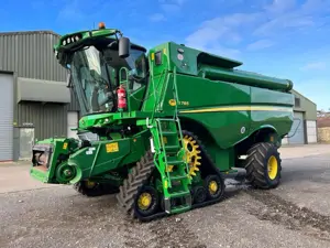 John Deere Combines S785