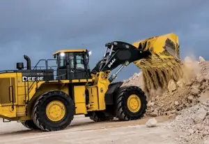 John Deere Loader 944K