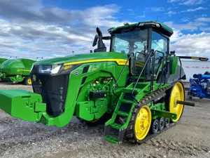 John Deere Tractor 8RT 370