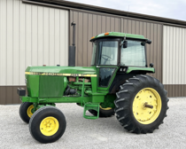John Deere Tractor 4240