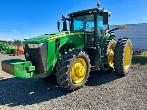 John Deere Tractor 8295R