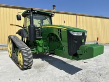 John Deere Tractor 8335RT