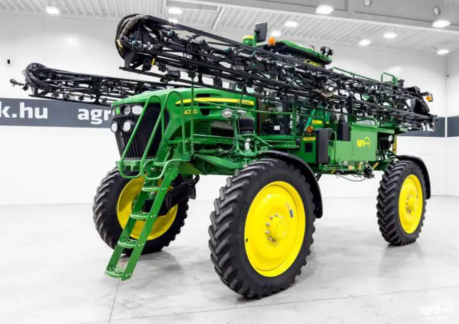 John Deere Self-Propelled Sprayers 4730