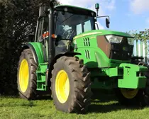 John Deere Tractor 6105M