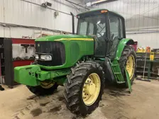 John Deere Tractor 7420