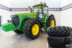 John Deere Tractor 8420