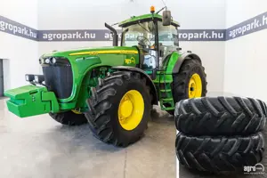 John Deere Tractor 8420