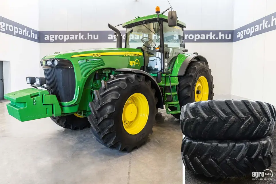 John Deere Tractor 8420