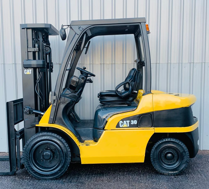 CAT Forklift DP30N