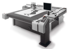 Zünd Systemtechnik Digital Flatbed Cutter M-1600