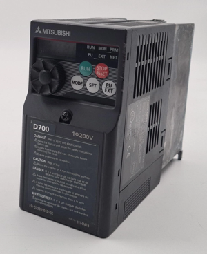 Mitsubishi Inverter D700