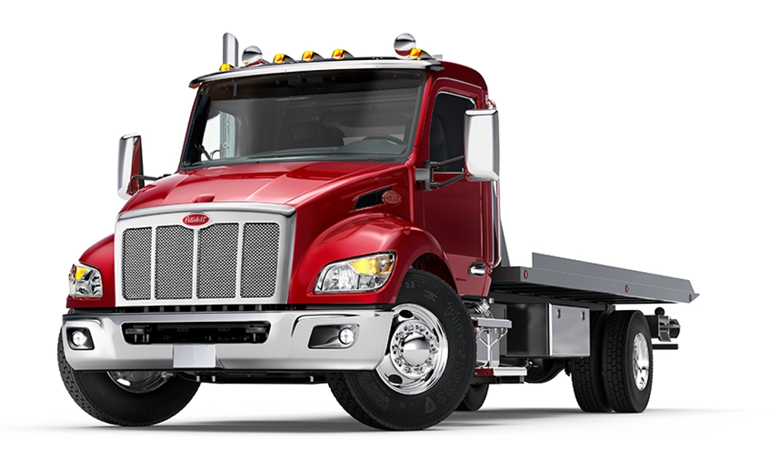 Peterbilt Medium-Duty Truck 536