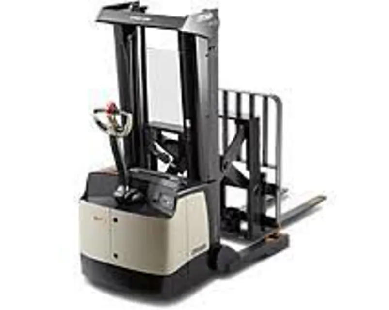 Crown Heavy-Duty Walkie Reach Stacker SHR5520-25
