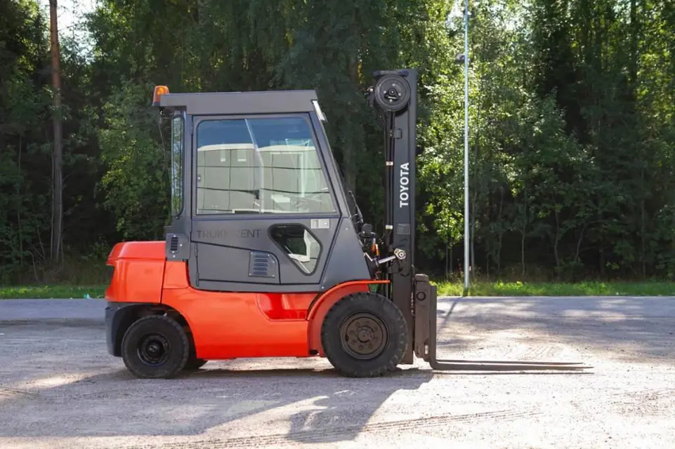 Toyota Forklift 02-7FDF20