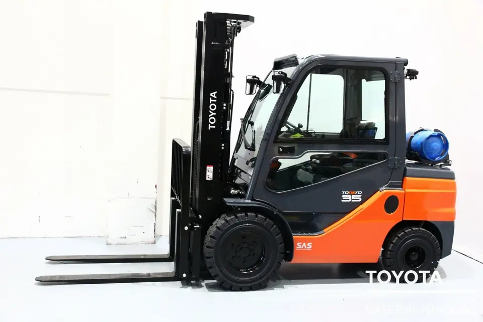 Toyota Forklift 02-8FGJF35