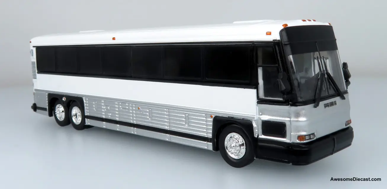 Motor Coach Industries International Coach D4000