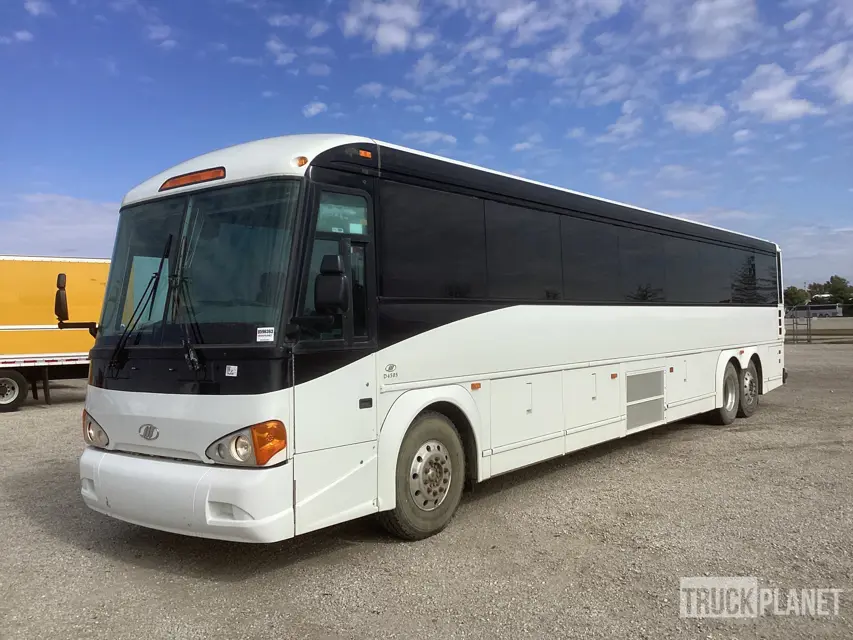 Motor Coach Industries International Coach D4005