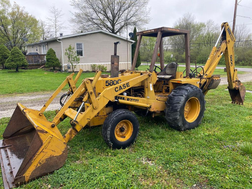 Case Loader Backhoe 580BCK